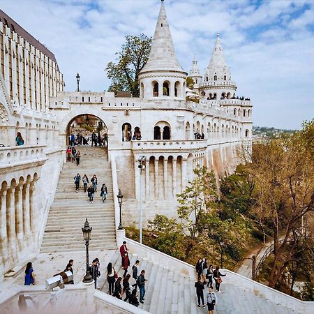 Chic Central 1Br Retreat Near New York Cafe With View Budapest Exterior photo