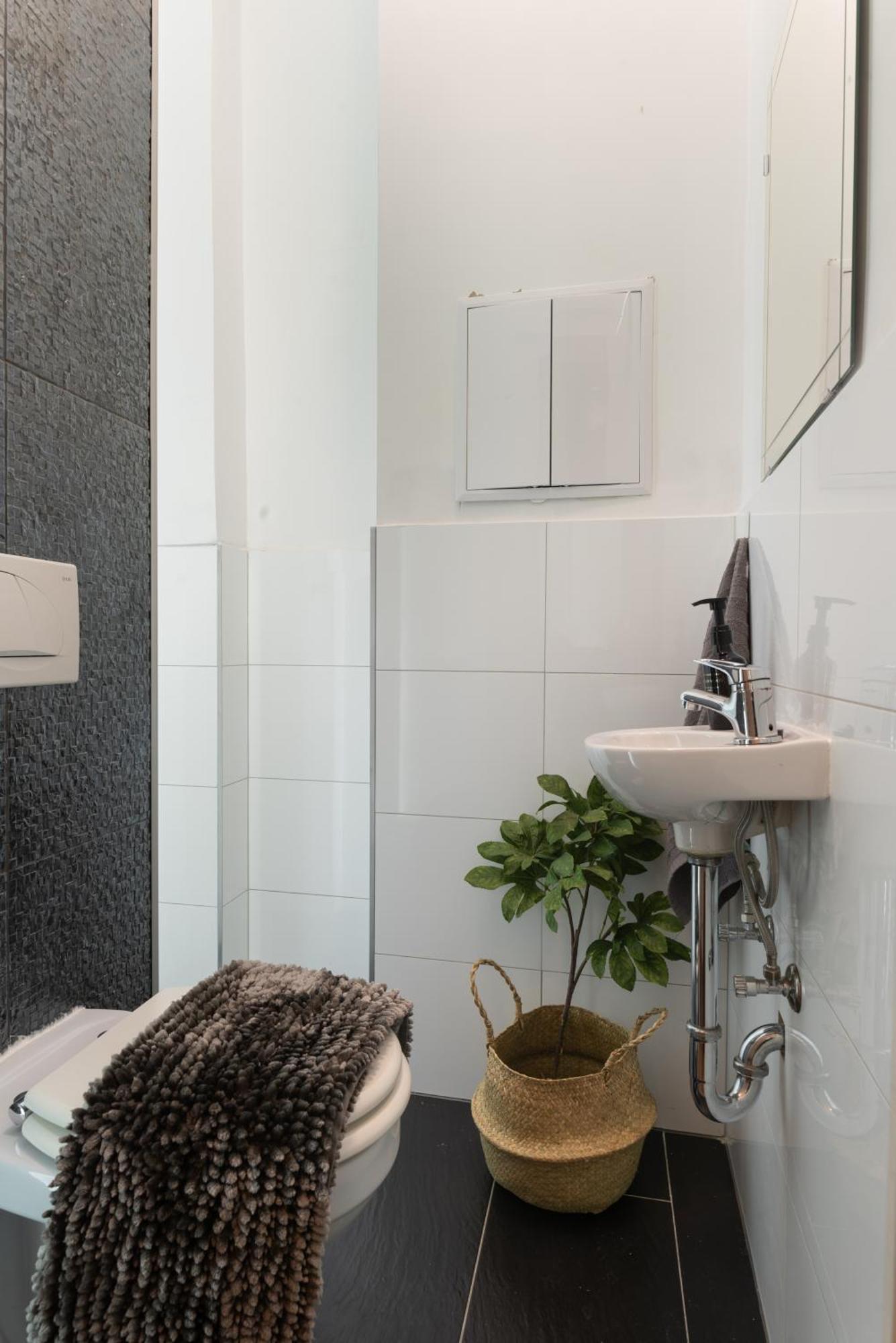 Chic Central 1Br Retreat Near New York Cafe With View Budapest Exterior photo